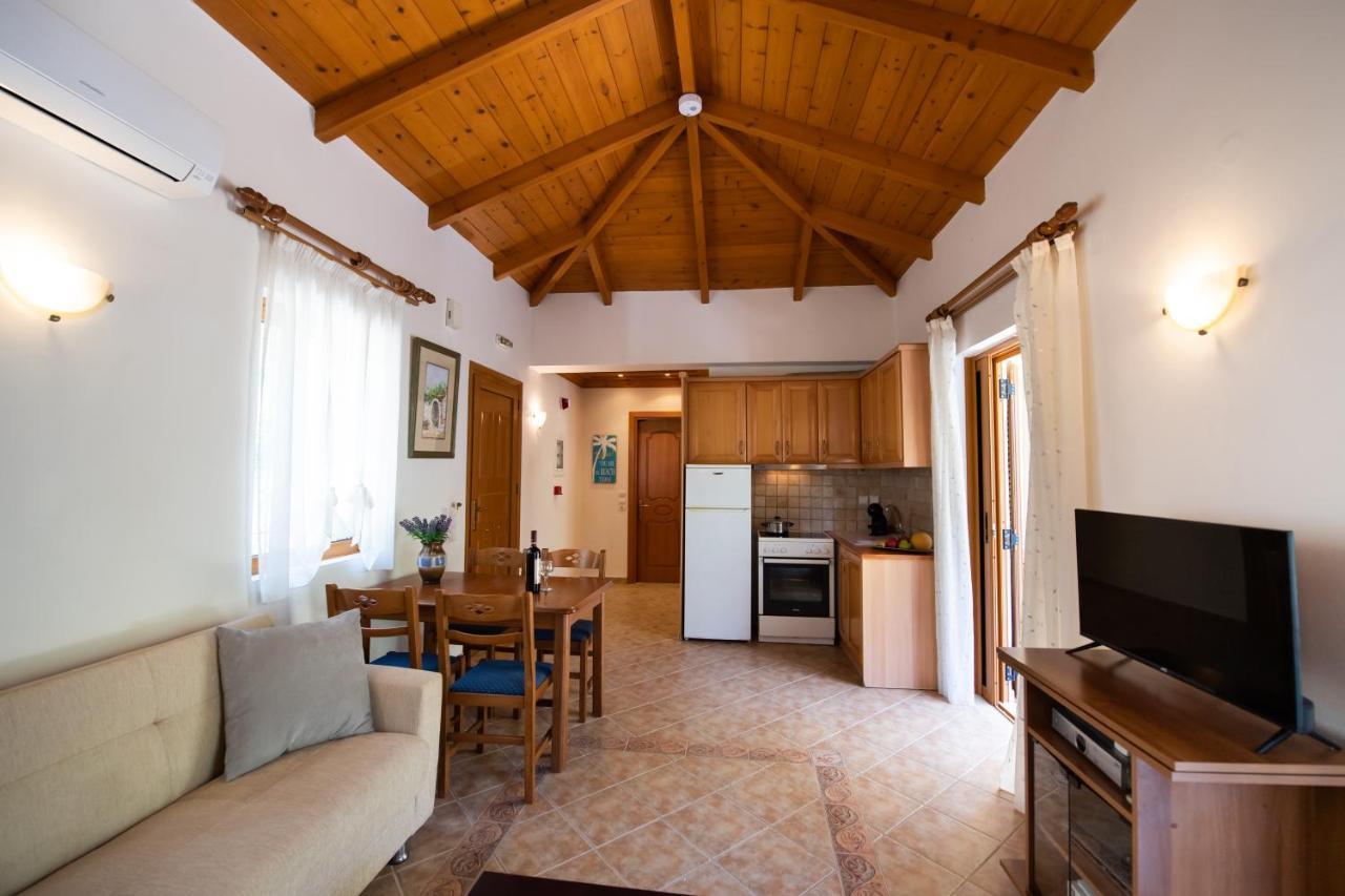Delphinus Villa Nefeli Áyios Nikítas Exterior photo